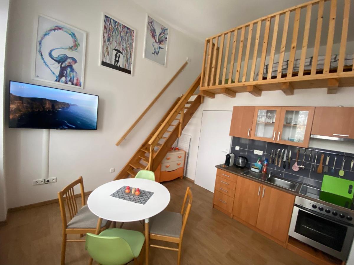 Apartman V Lesni Яблонець-над-Нисою Екстер'єр фото